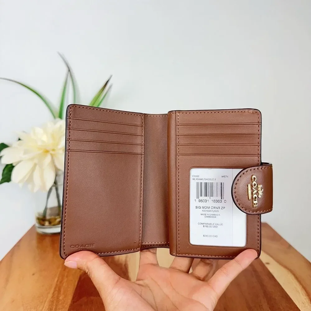 NWT Coach Medium Corner‎ Zip Wallet In Signature Canvas - Picture 4 of 5